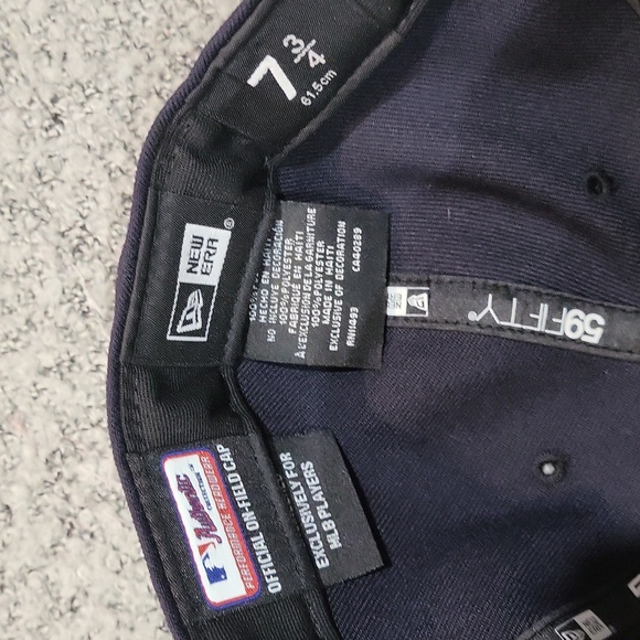 New Era Baseball Hat - Picture 9 of 12